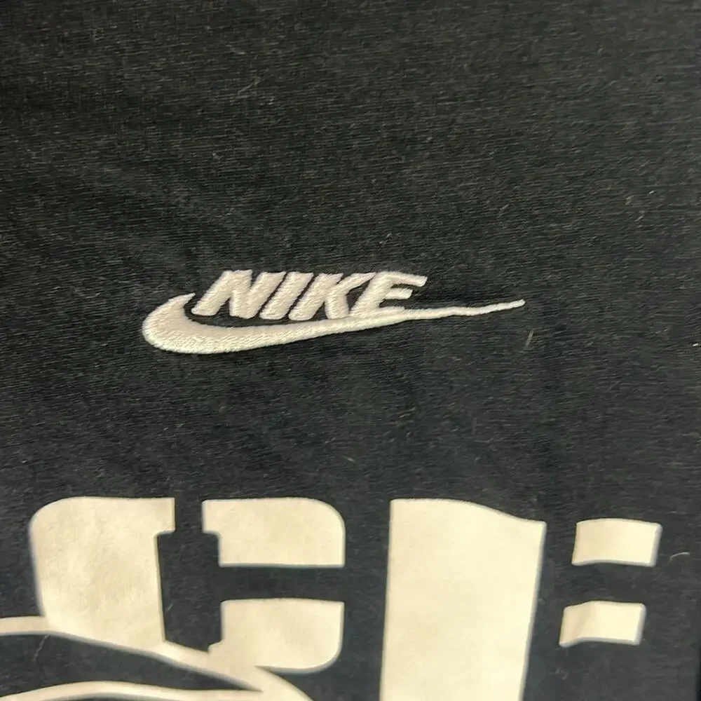 Nike Long Sleeve - Women's Medium